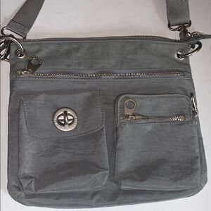 Baggallini Grey Croasbody Bag